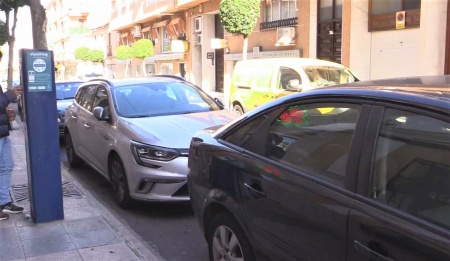 Zona de estacionamiento regulado en la calle Jesús del Perdón