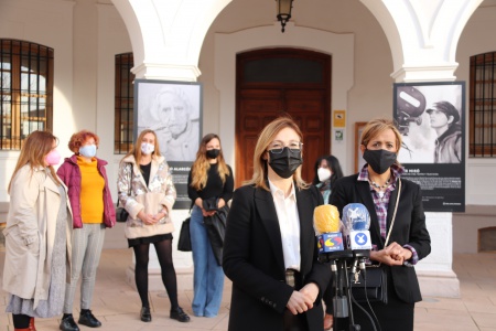 Exposición Mujeres X Mujeres