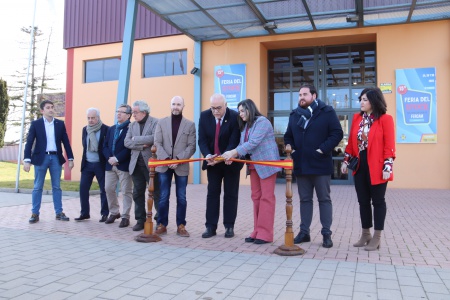 Corte de cinta inaugural de la 15 Feria del Stock