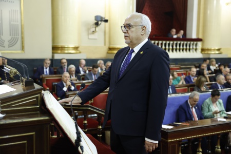 Toma de posesión de Julián Nieva en el Senado