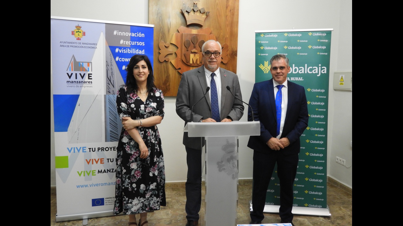 Presentación de la 7 edición del Concurso Emprende en Manzanares