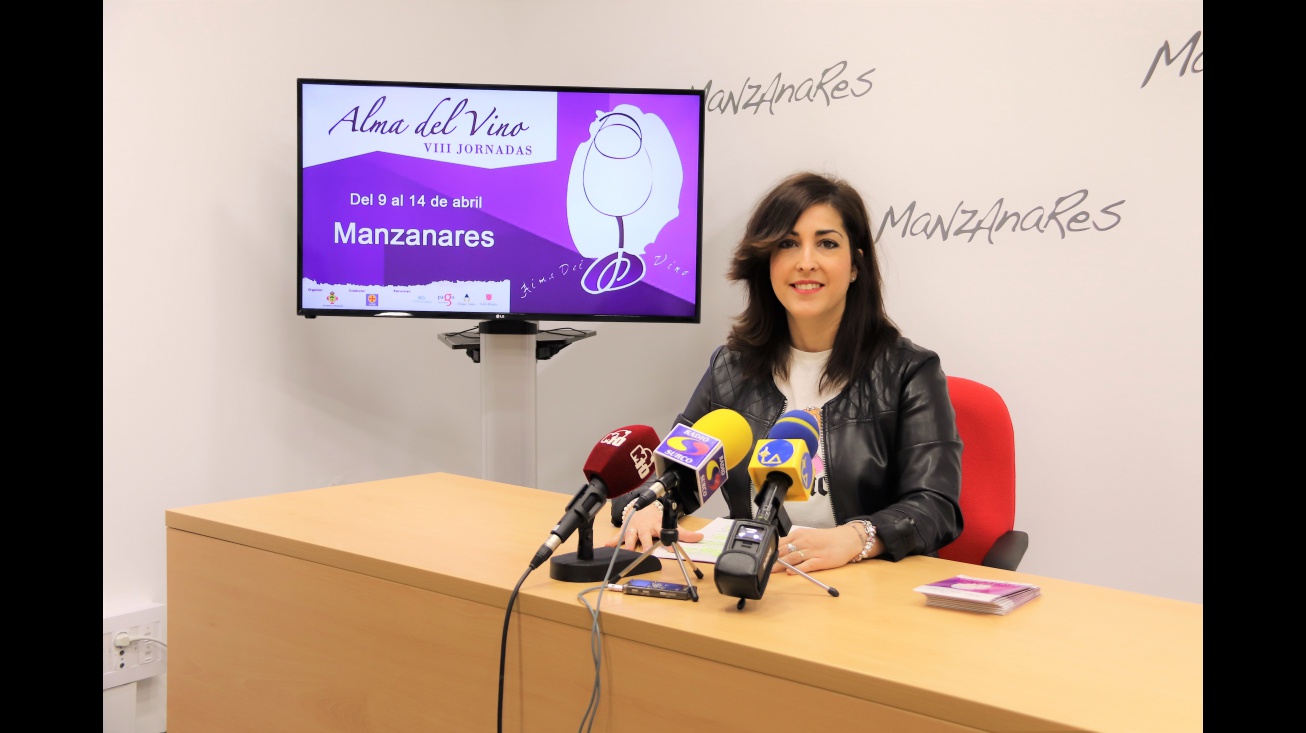 Gemma de la Fuente en la presentación de las jornadas