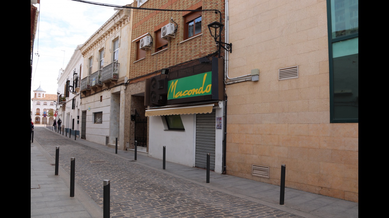 Exterior del pub Macondo