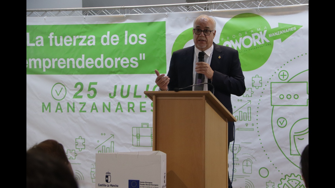 Julián Nieva en la clausura del Go2work