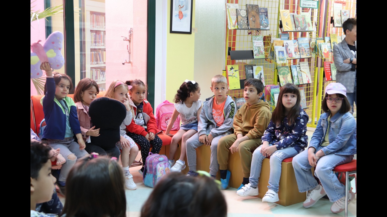 Actividades por el Día del Libro en la biblioteca