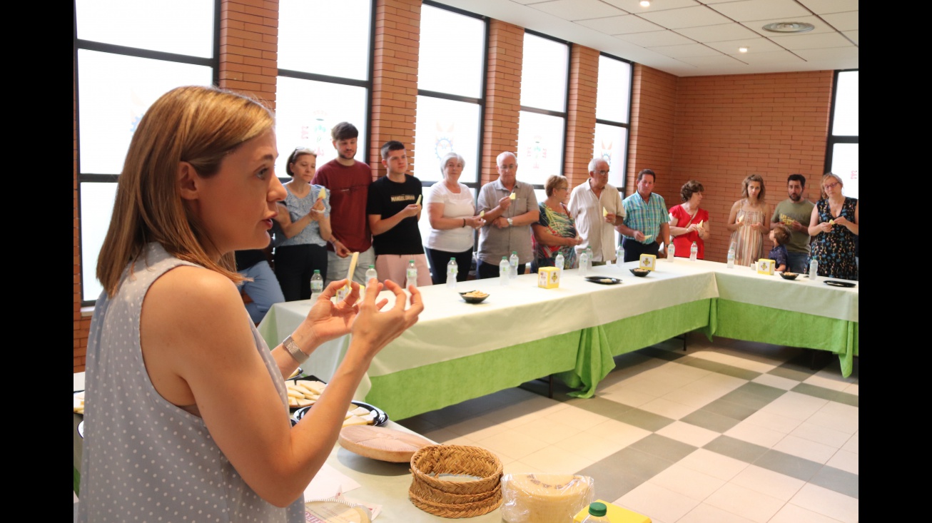 Gloria Patón durante la primera cata de queso manchego