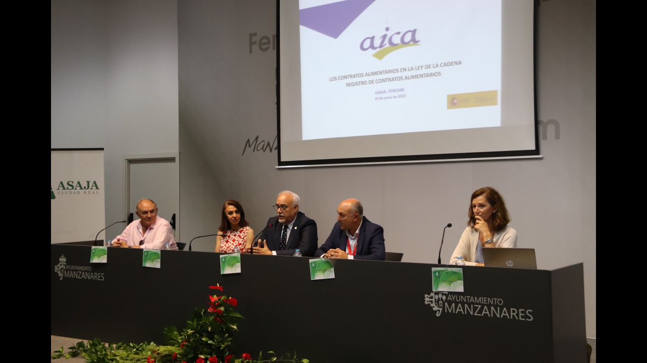 Intervención de Julián Nieva en la conferencia de Asaja