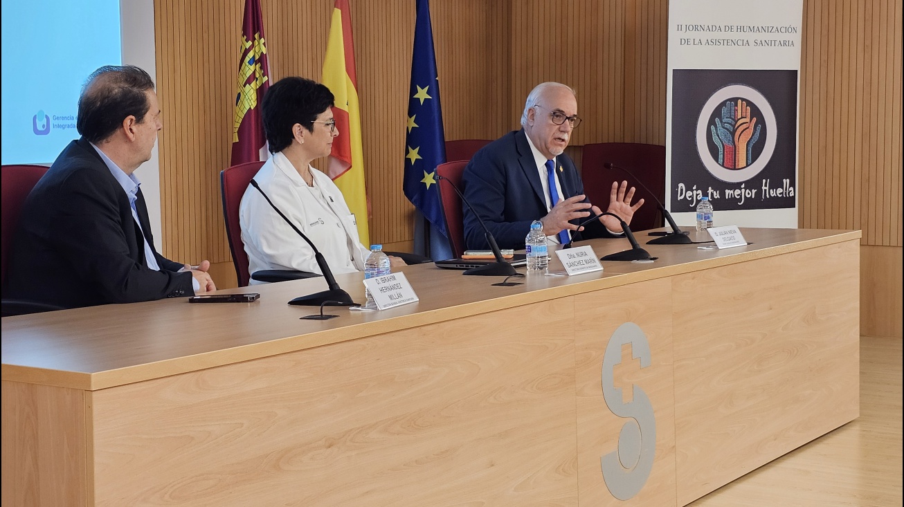 Intervención de Julián Nieva durante la inauguración de las Jornadas